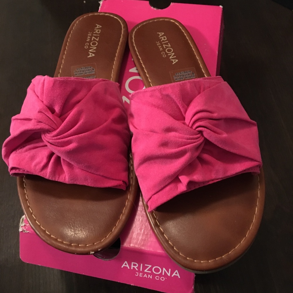 New pink sandals size 7